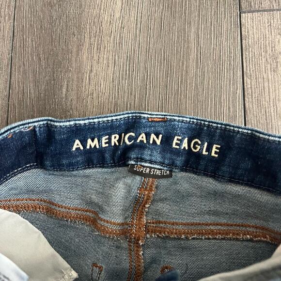 American Eagle Curvy Super Hi Rise Jegging Destroyed Distressed Jeans 00 Short - Picture 8 of 8